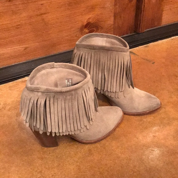 Frye Shoes - Women’s Frye Fringe Leather Booties - size 9 grey